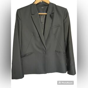 Comptoir Des Cotonniers beautiful black wool blazer, size M (FR 40)